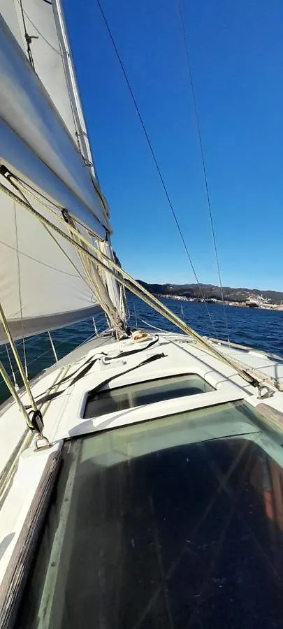 Bed And Boat Holiday Hotel La Spezia Botel